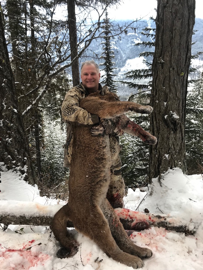 2018-Trophy-Mountian-Lion-Hunt-BC