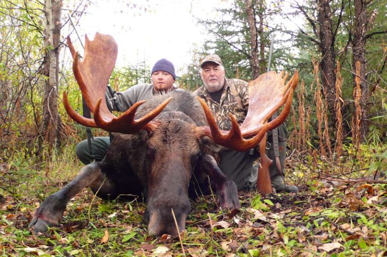 British-Columbia-Moose-Hunter