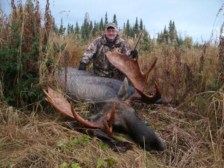 Jack-Peterson-moose-hunter
