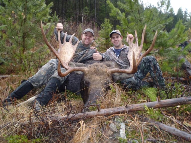 Sucessful-Shiras-moose-hunt